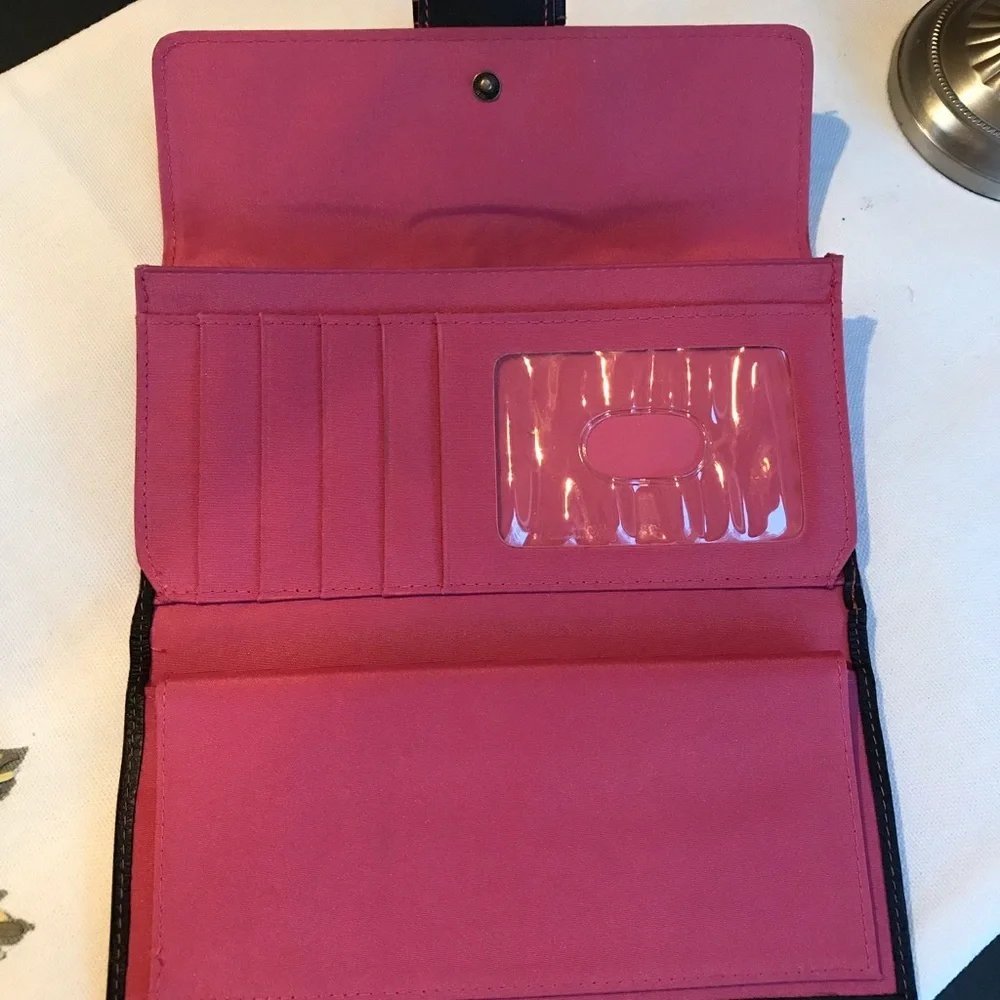NWOT Button wallet and phone carrier/case